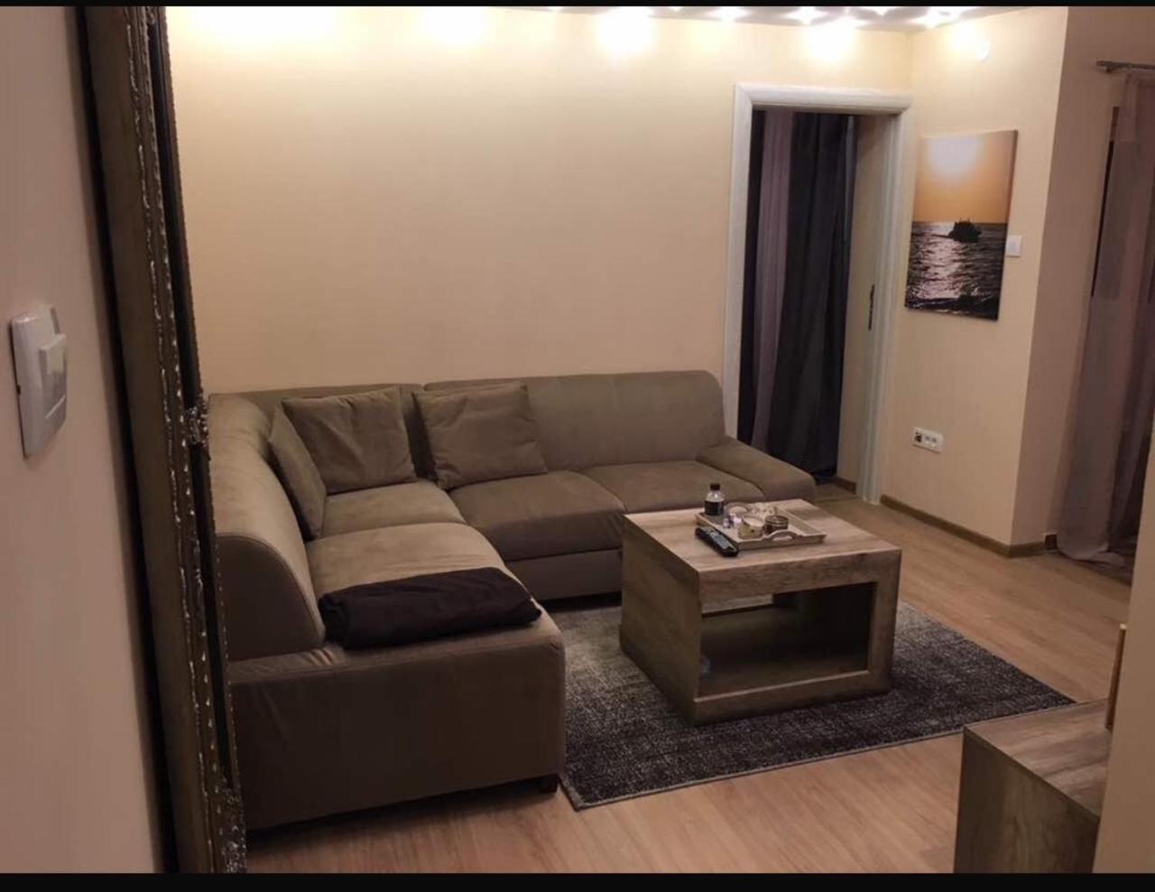 Kazo Apartment